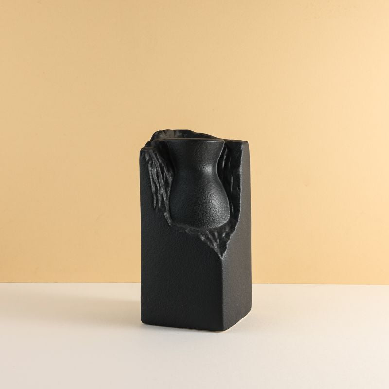 Pride black vase